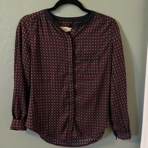 🌟 Loft Maroon Patterned Button Down Shirt Size Extra Small Petite